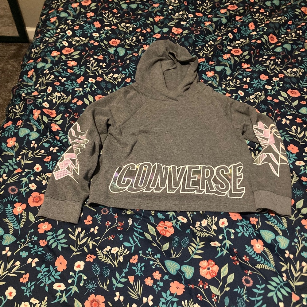 Converse long sleeve crop top.